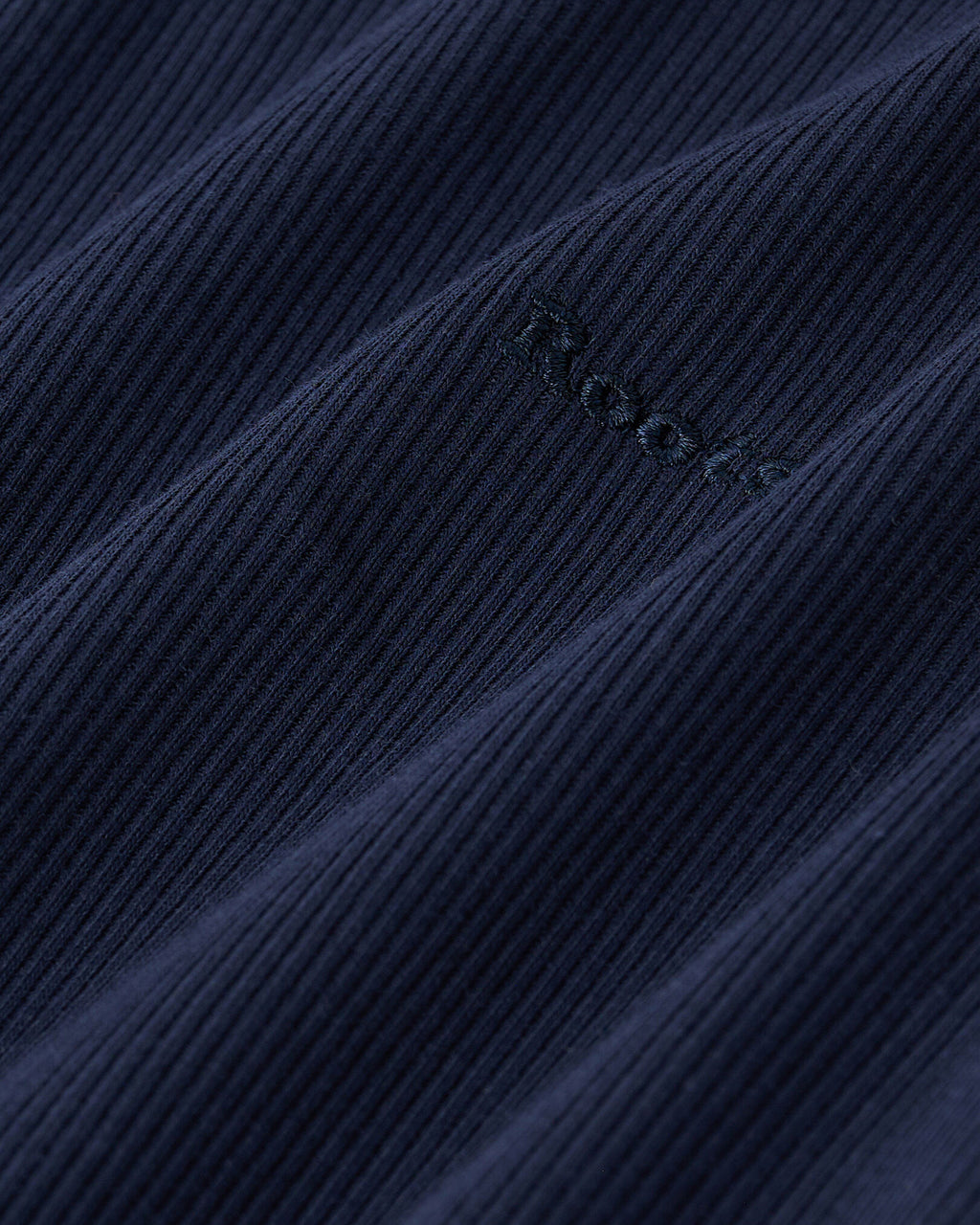 Roam Rib Fitted Long Sleeve Top / NAVY BLAZER