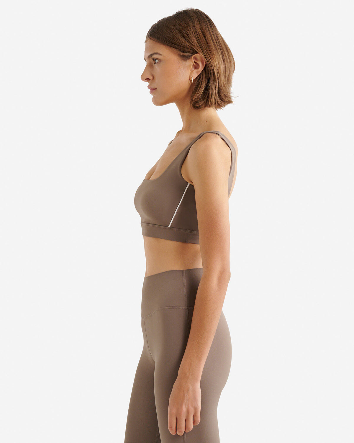 Restore Stretch Piped Sports Bra / FALCON BROWN