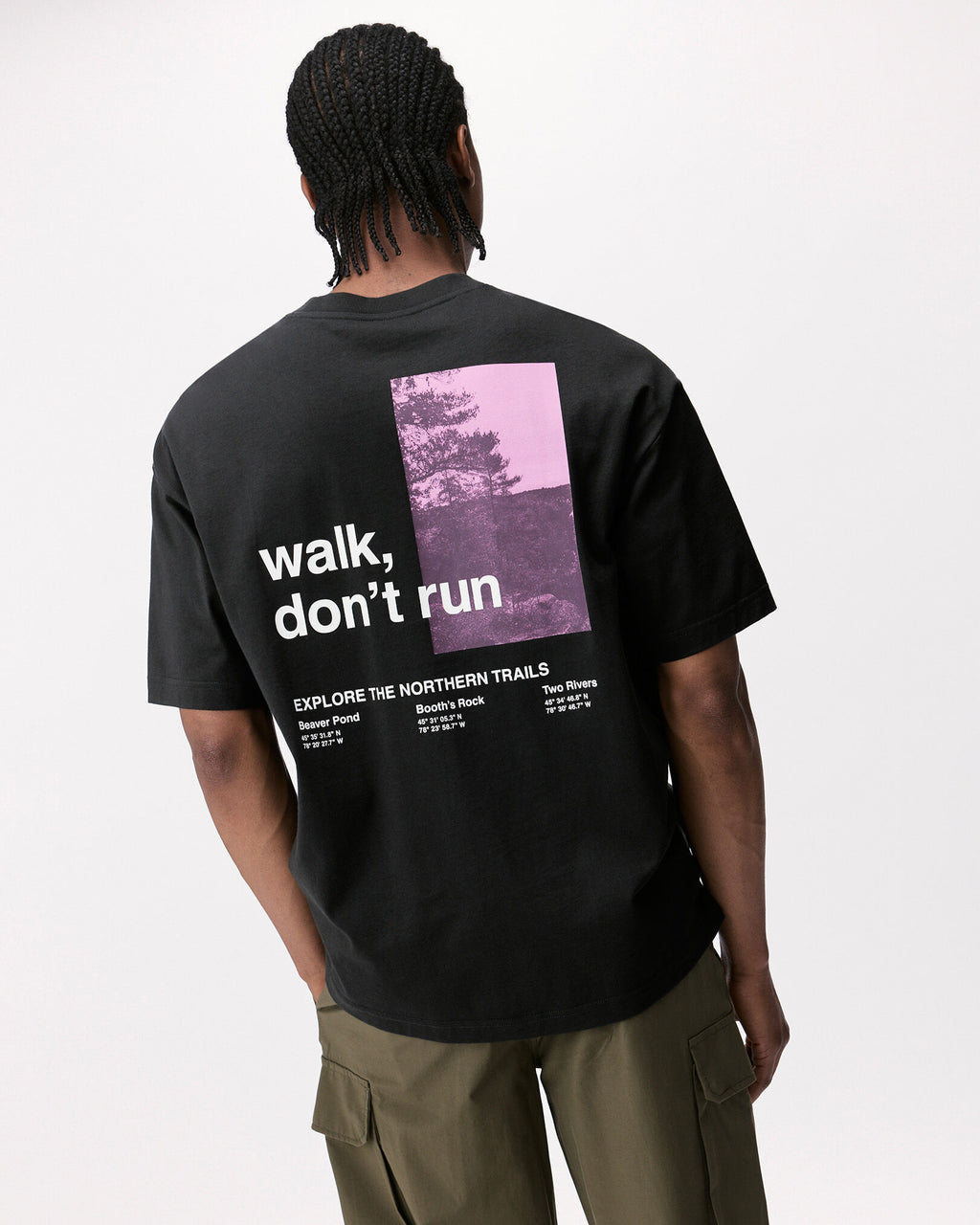 Mens Northern Trails T-Shirt / RAVEN