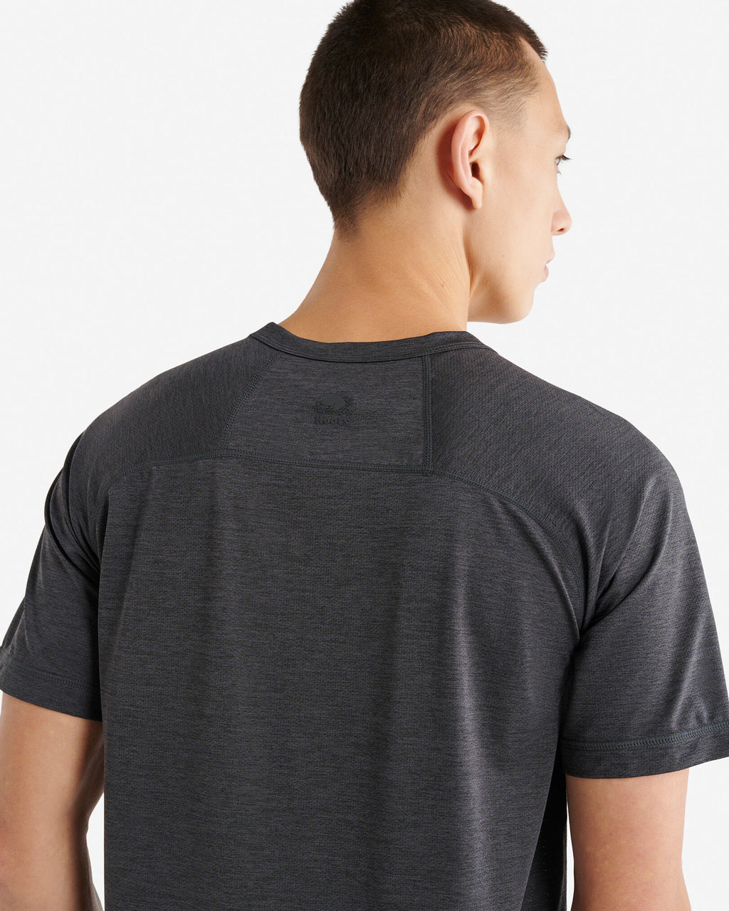 Renew Mesh Short Sleeve Top / BLACK PEPPER
