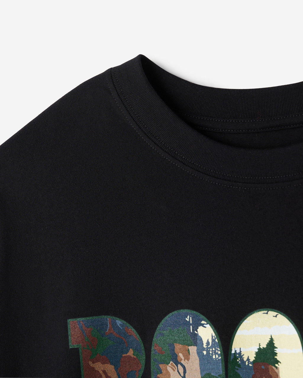 Greetings From The East T-Shirt / BLACK