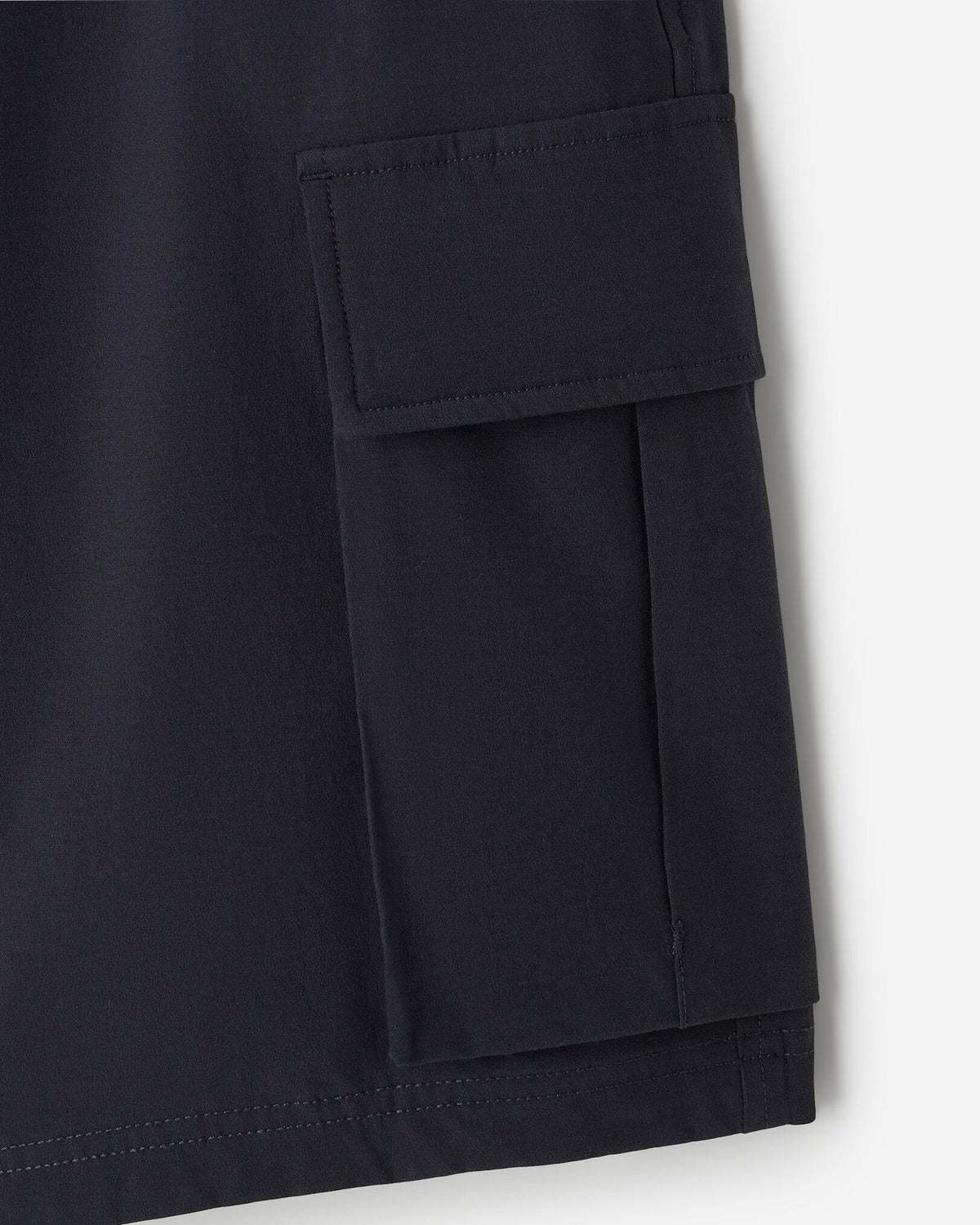 Wasaga Relaxed Cargo Short 9.5 Inch / MIDNIGHT GREY