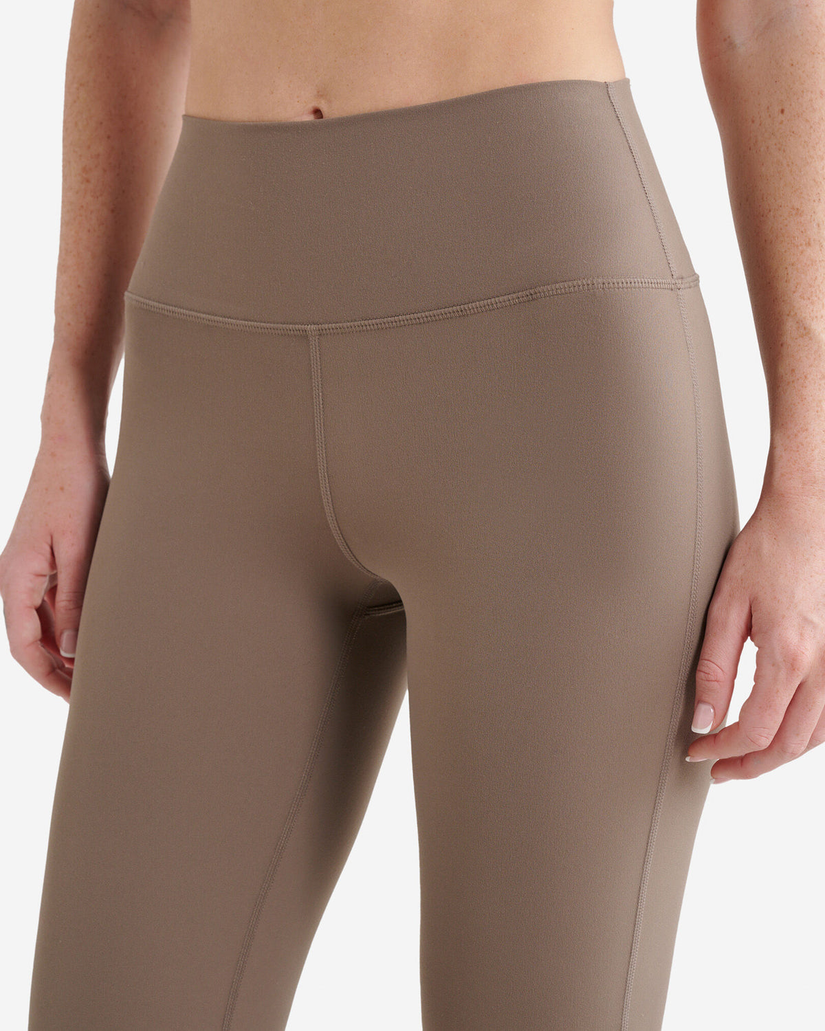 Restore Stretch Flare Legging / FALCON BROWN