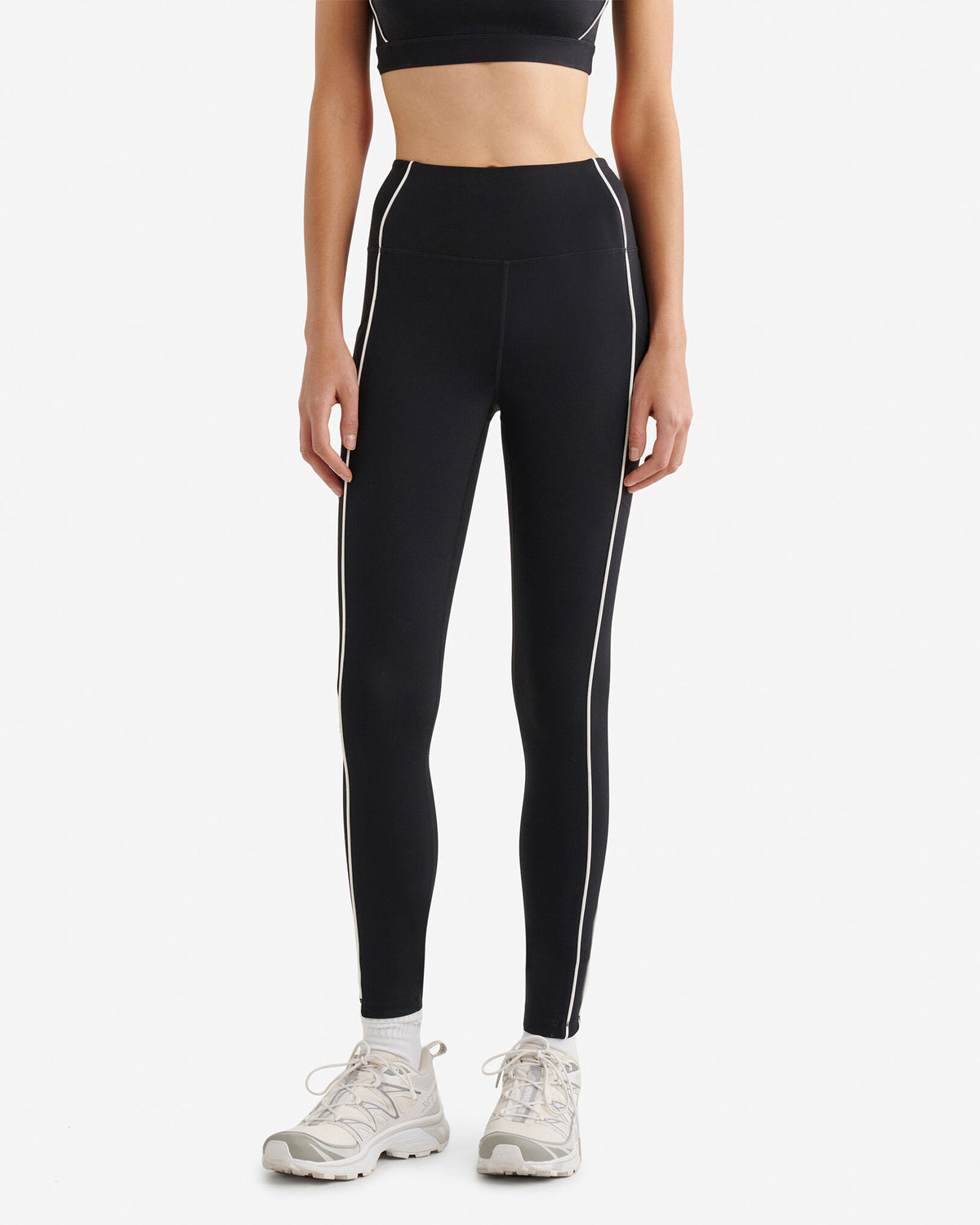 Restore Stretch Piped Legging / BLACK