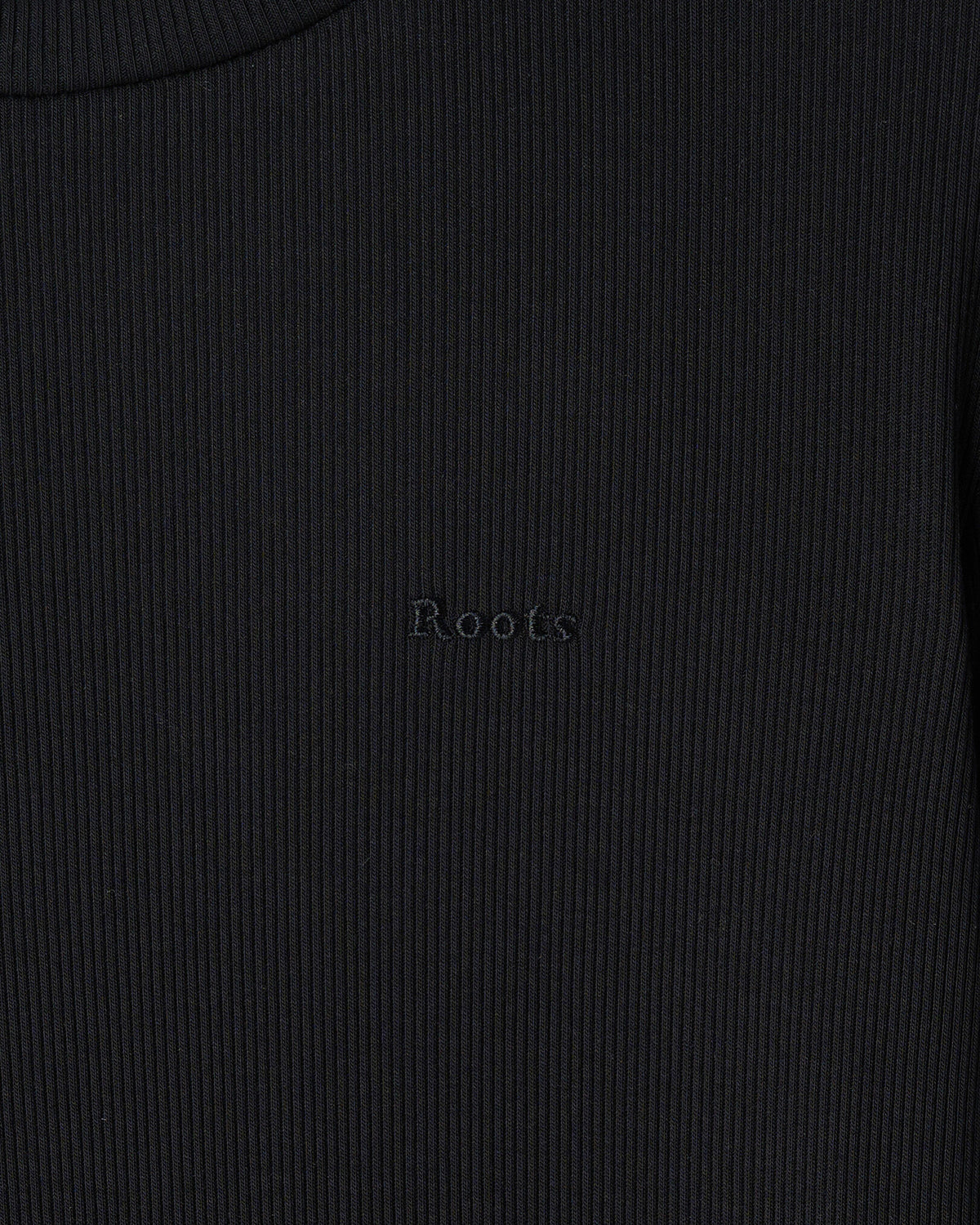 Roam Rib Fitted Long Sleeve Top / BLACK