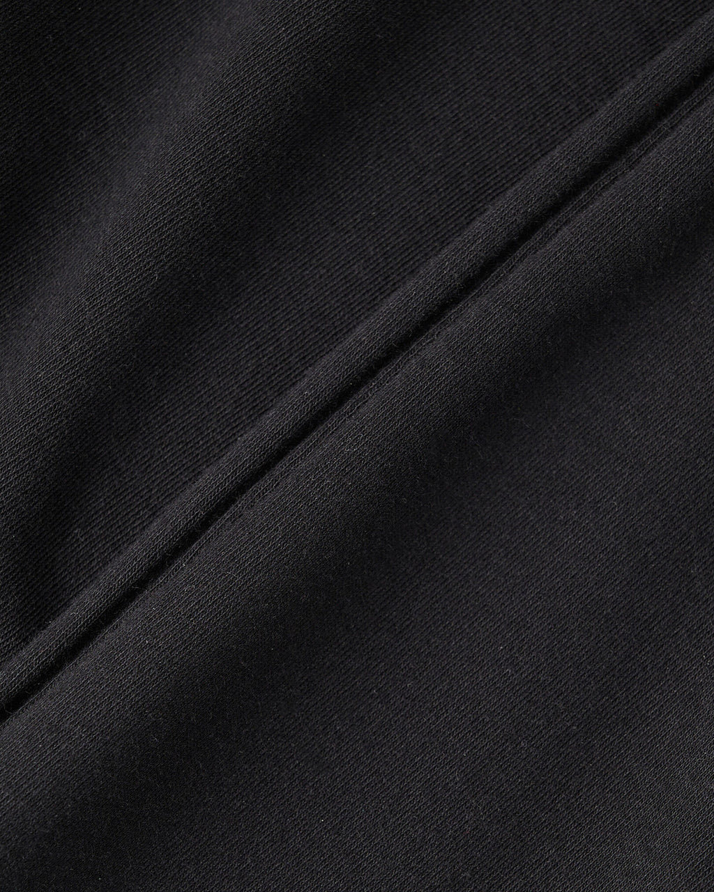 Essential Fitted Full Zip / BLACK