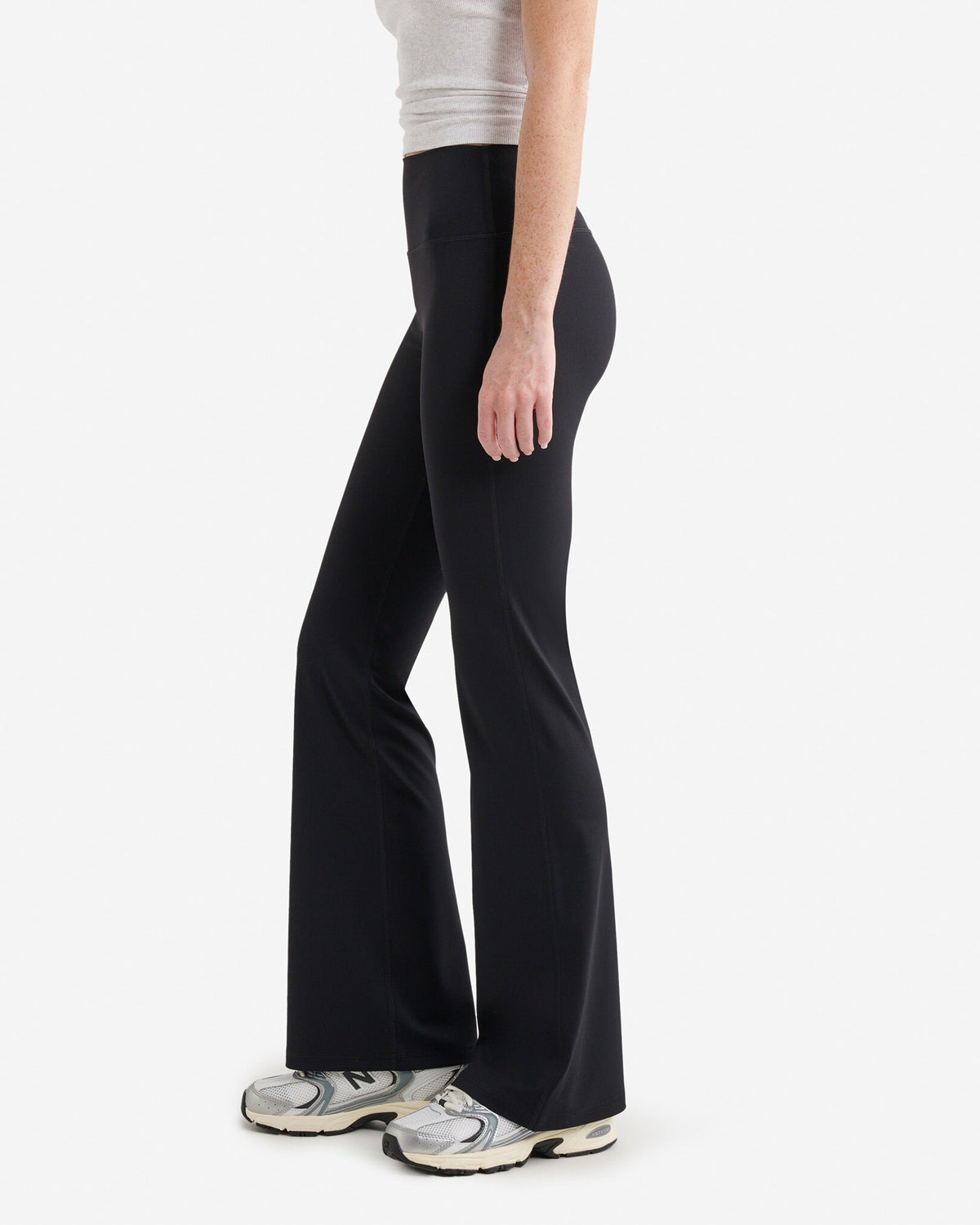 Restore Stretch Flare Legging / BLACK