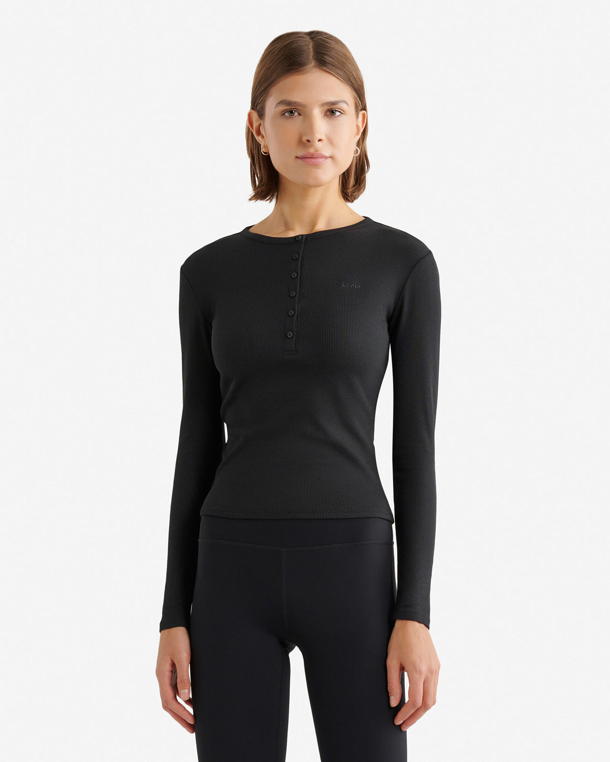 Roam Rib Fitted Long Sleeve Henley / BLACK