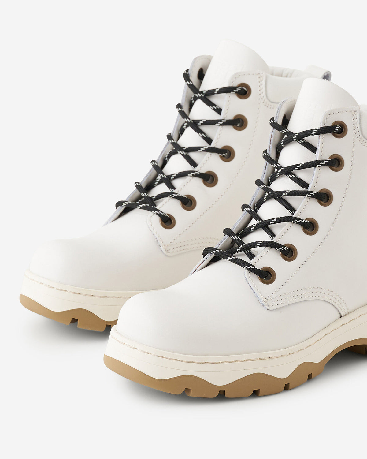 TUFF Boot / WHITE