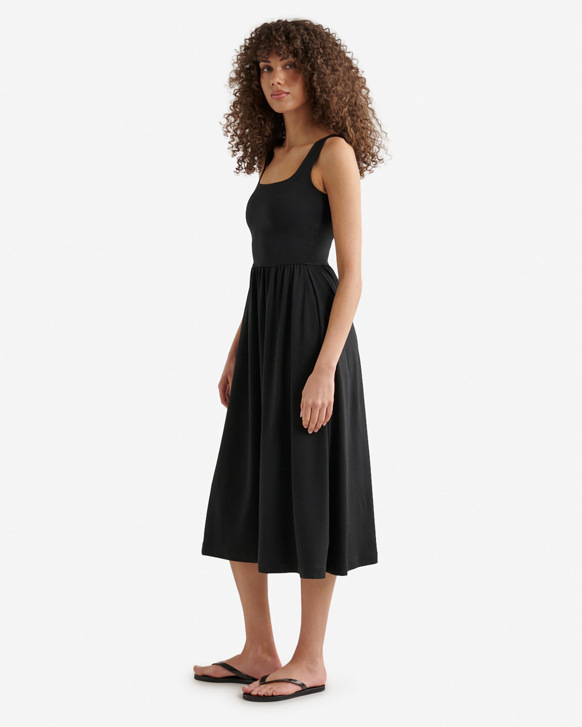 Renew Knit Square Neck Dress / BLACK