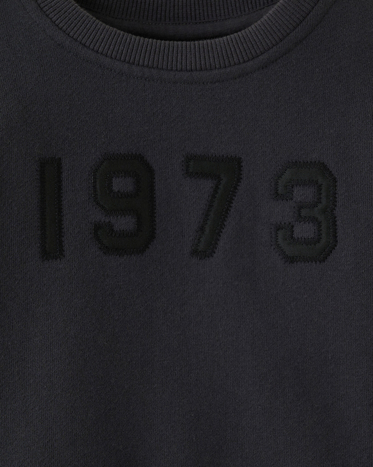 Baby One 1973 Crew Sweatshirt / GRAPHITE